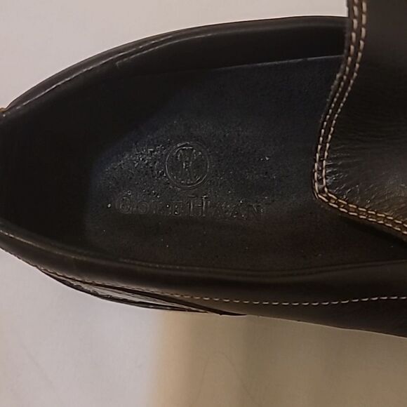 Cole Haan loafer dark brown, almost black size 10